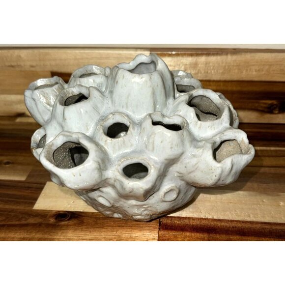 White Ceramic Vase With 17 Openings Centerpiece Decor - Picture 2 of 9